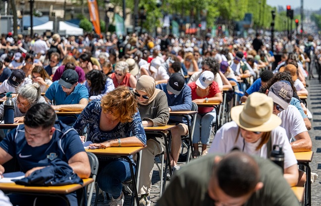 La dictée géante à l’Agora de la Fête de l’Humanité, un rendez-vous fédérateur avec l’écrivain Rachid Santaki