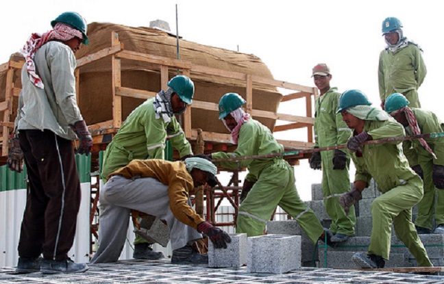 Football. Coupe du Monde 2022 : 6 500 ouvriers seraient morts dans les chantiers au Qatar