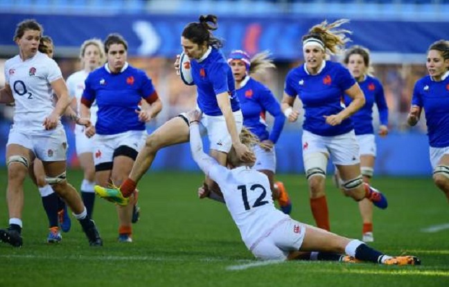 Jessy Trémoulière, éleveuse dans une exploitation en bio, élue rugbywoman de la décennie