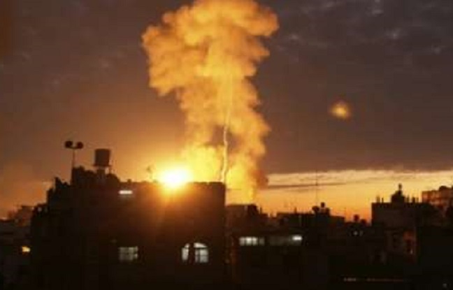 Gaza, bombardements hebdomadaires d'Israël contre la population