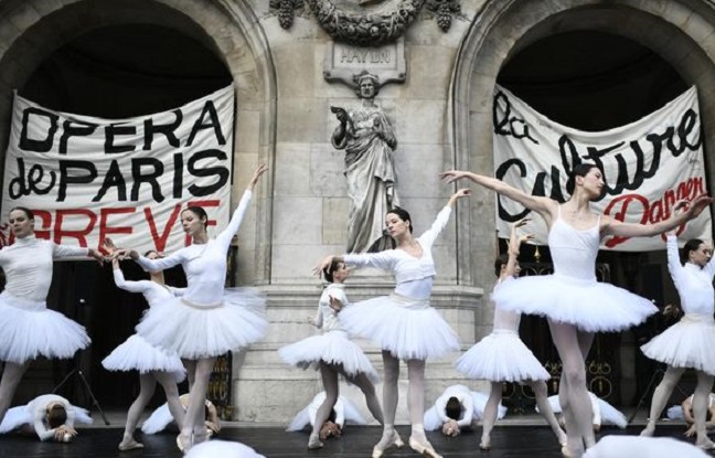 En grève, l’Opéra de Paris propose « Le Lac des cygnes » sur son parvis