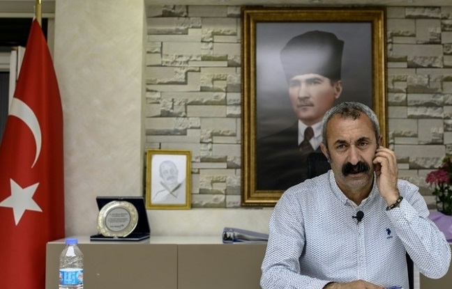 Turquie: Fatih Maçoglu, un maire communiste qui abat des murs et rebat les cartes