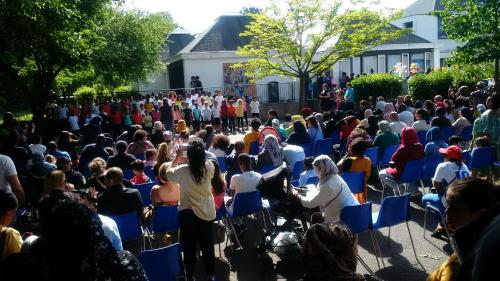 EDUCATION : 40 000 élèves en plus, 1 800 suppressions d enseignants