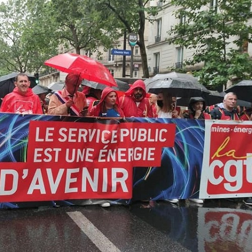 Manifestation pour un service public de l\'énergie et soutien des parlementaires communistes