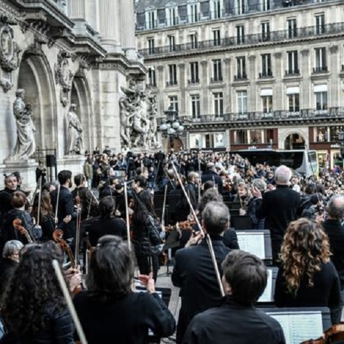 La réforme des retraites la colère d\'Emilie violoniste à l\'opéra de Paris et Cécile sénatrice communiste
