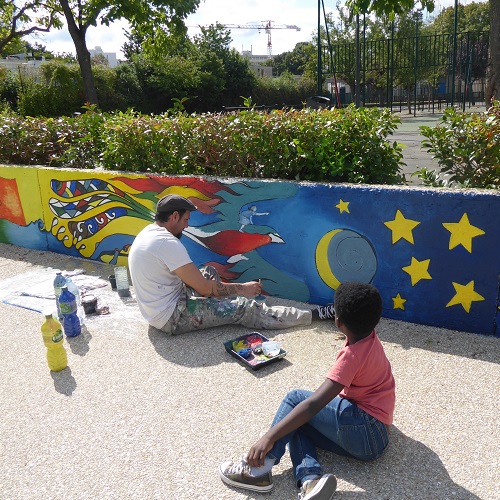 Evry Courcouronnes : une fresque éducative étonnante sur le thème d\'Anne Frank