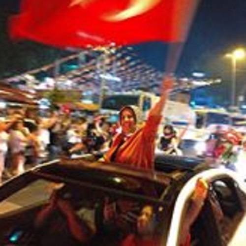 Istanbul en liesse, victoire des opposants à Erdogan