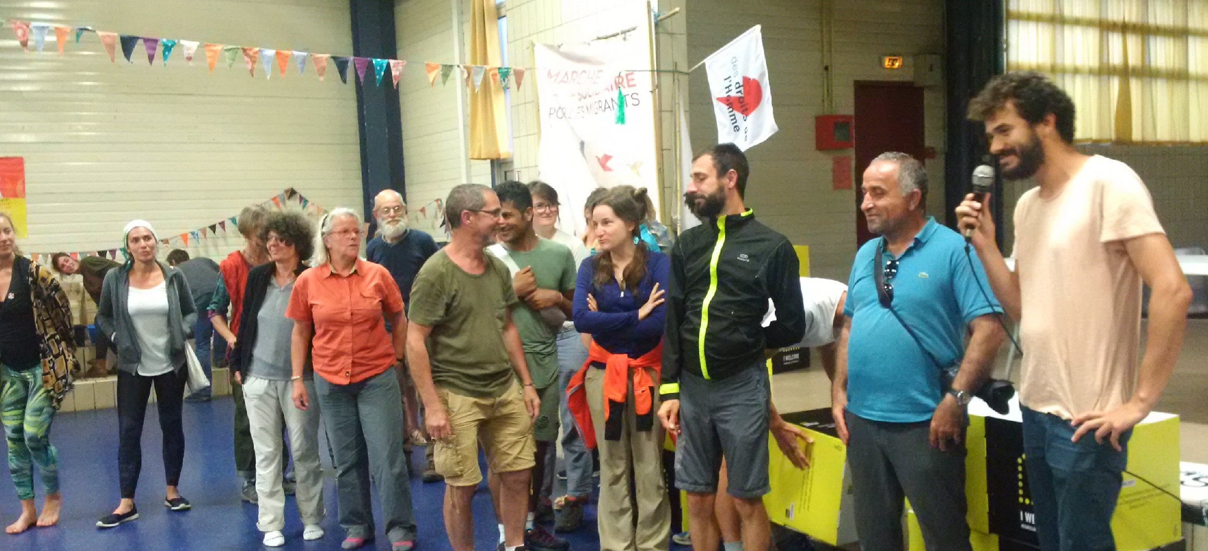 Migrants : la marche citoyenne et solidaire est passée par Evry