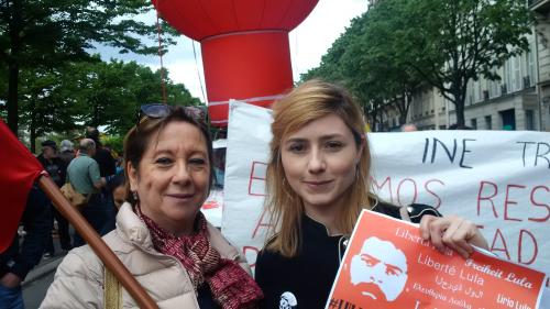 Lula, le 1 er mai à Paris des manifestants demandent sa libération